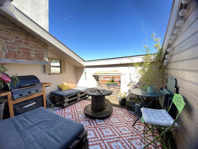 Appartement - 100 m² - 4 pièces