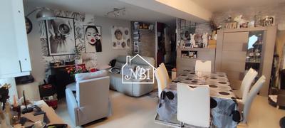 Maison de ville - 100 m² - 4 pièces