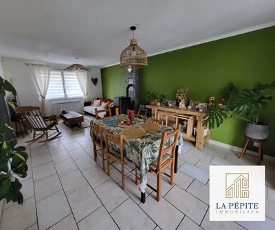 Maison - 89 m² - 5 pièces