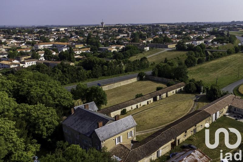 Maison - 540 m² - 14 pièces