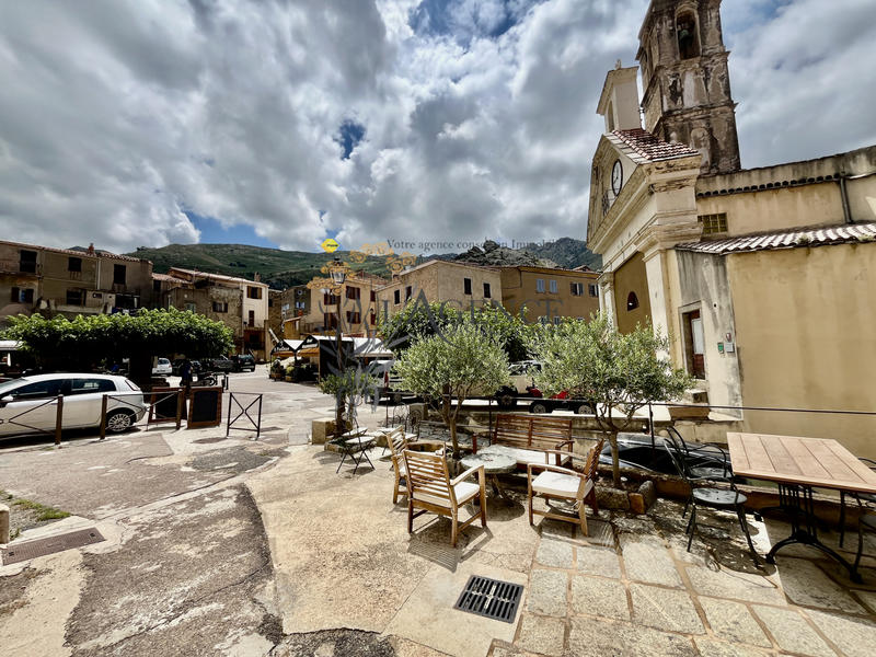 Maison - 100 m² - 8 pièces