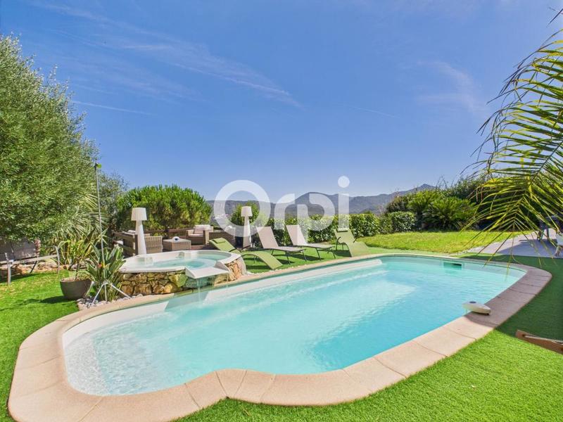 Villa - 141 m² - 5 pièces