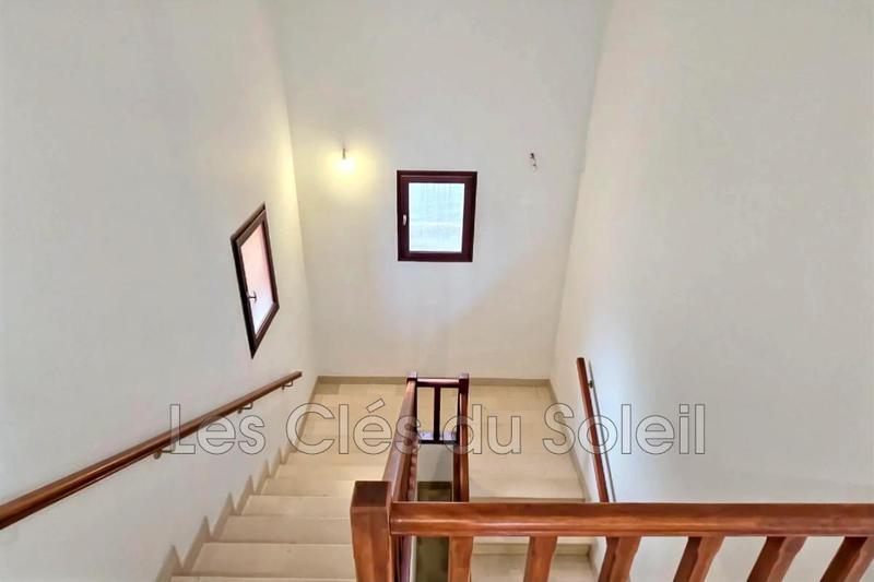 Maison - 235 m² - 2 pièces