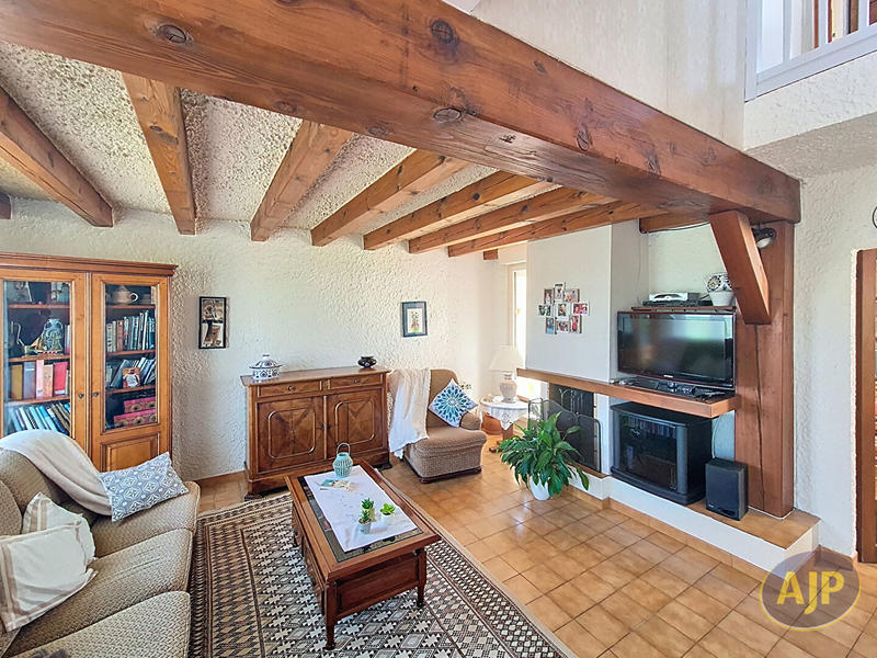 Maison - 107 m² - 5 pièces