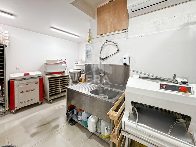 Fonds de commerce - 100 m²