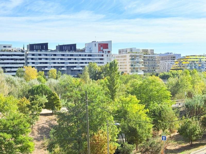 Appartement - 65 m² - 3 pièces