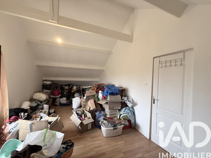 Maison - 186 m² - 9 pièces
