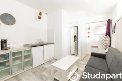 Appartement - 15 m² - 1 pièce