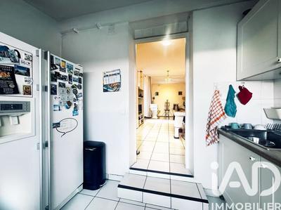 Maison - 83 m² - 4 pièces