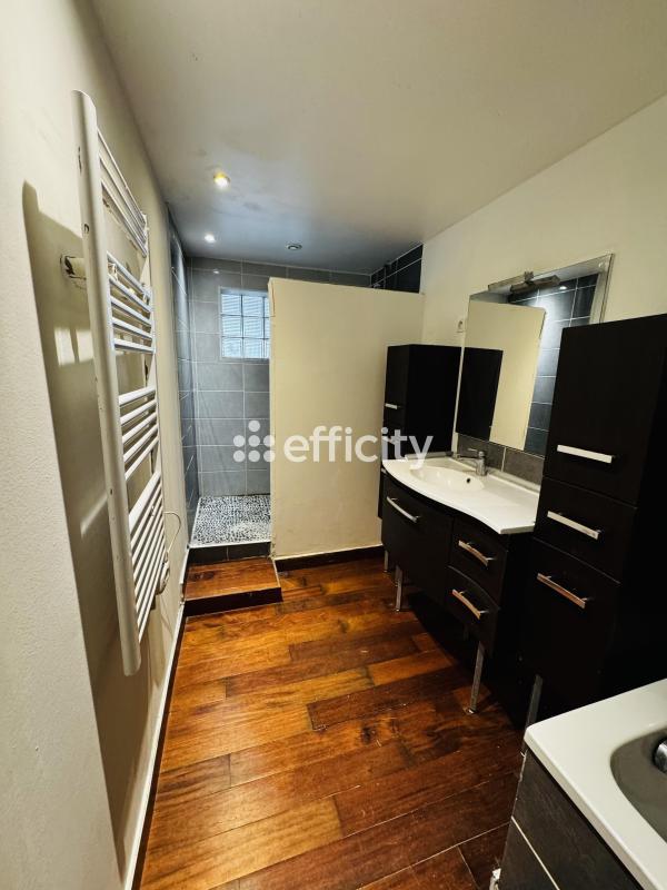 Maison de ville - 87 m² - 5 pièces