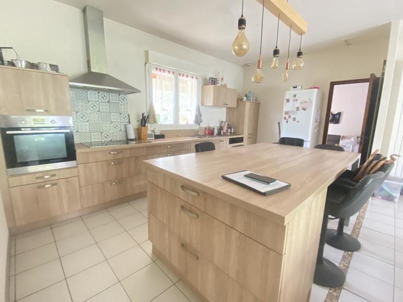 Villa - 174 m² - 8 pièces