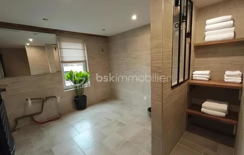 Maison - 132 m² - 5 pièces