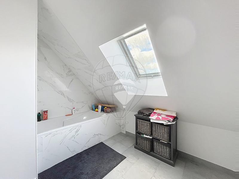 Maison - 97 m² - 5 pièces