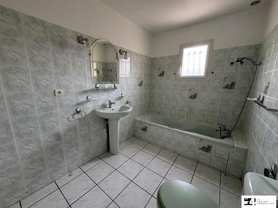 Maison traditionnelle - 124 m² - 4 pièces