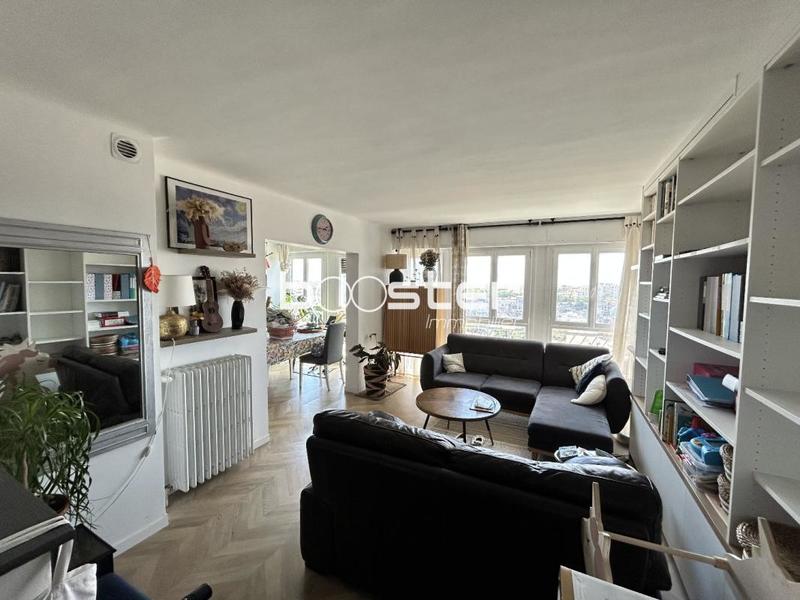 Appartement ancien - 92 m² - 4 pièces