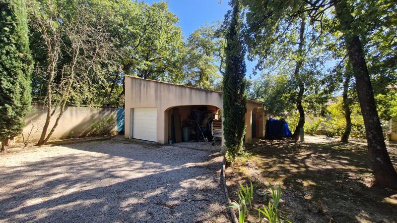 Maison - 202 m² - 6 pièces