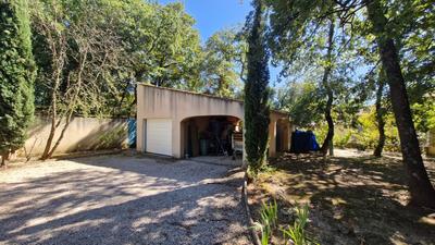 Maison - 202 m² - 6 pièces