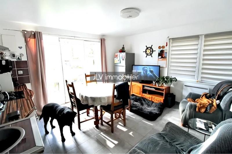 Immeuble - 180 m² - 7 pièces