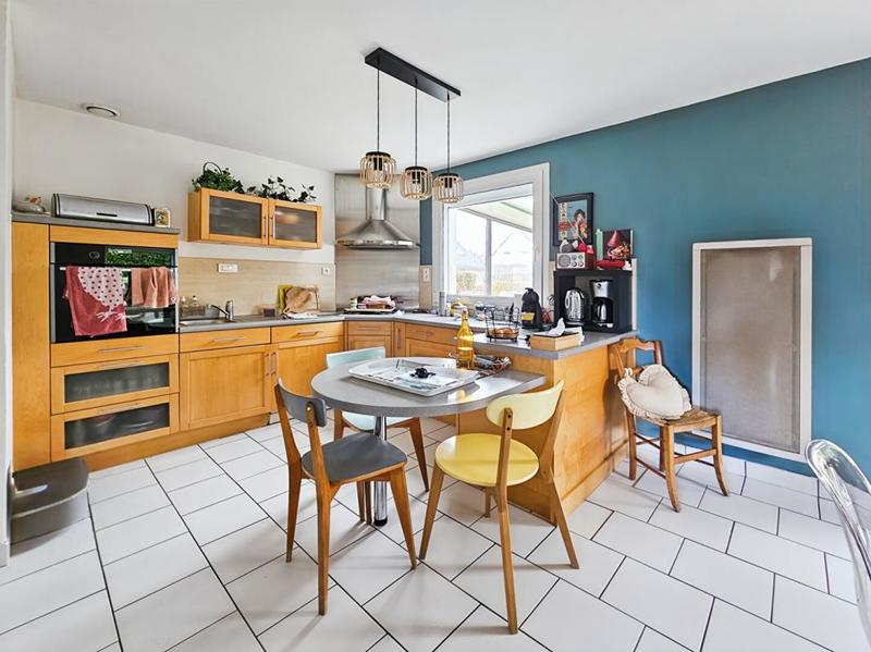 Maison - 130 m² - 8 pièces