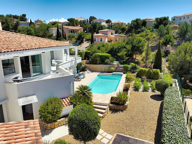 Maison - 297 m² - 8 pièces