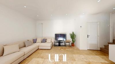 Maison - 86 m² - 4 pièces