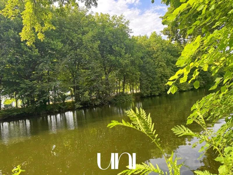 Maison - 427 m² - 14 pièces