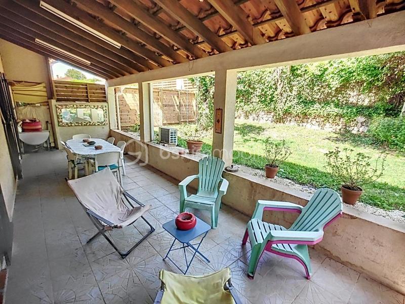 Pavillon - 160 m² - 5 pièces