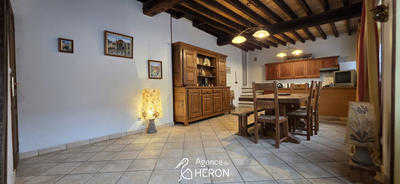 Maison - 111 m² - 7 pièces