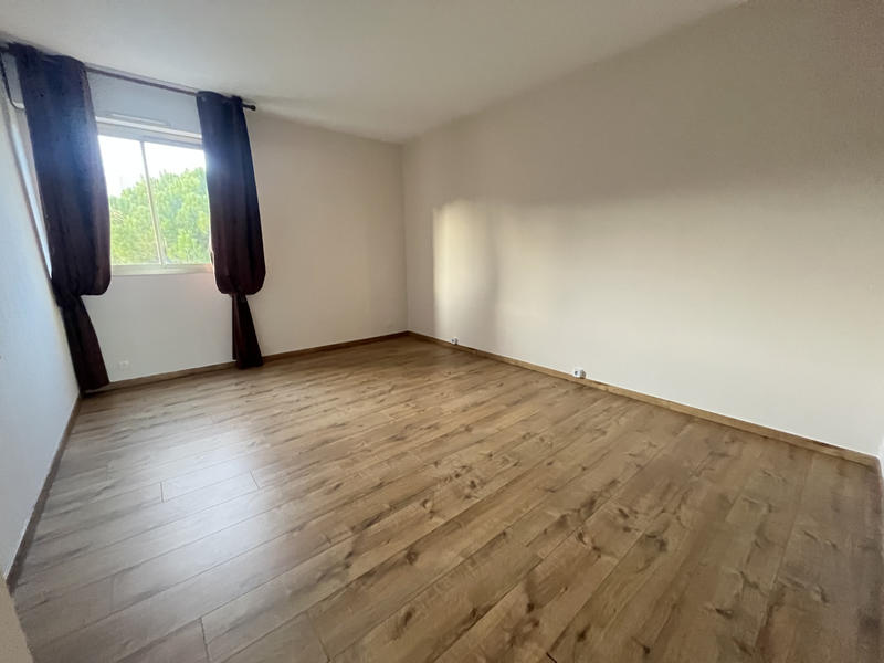 Appartement - 87 m² - 4 pièces
