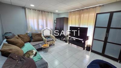 Local commercial - 218 m² - 6 pièces