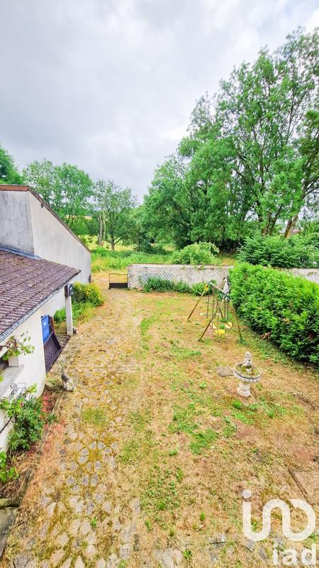 Maison - 256 m² - 9 pièces