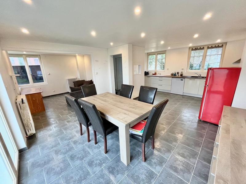 Maison - 85 m² - 4 pièces