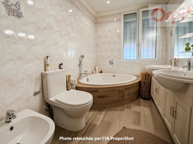 Maison - 120 m² - 5 pièces