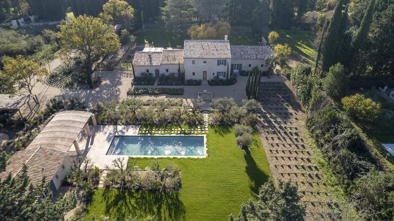 Mas - 270 m² - 10 pièces