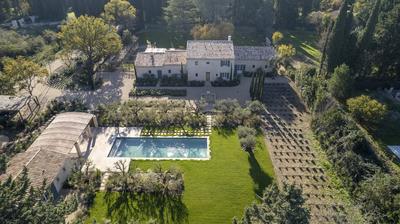 Mas - 270 m² - 10 pièces