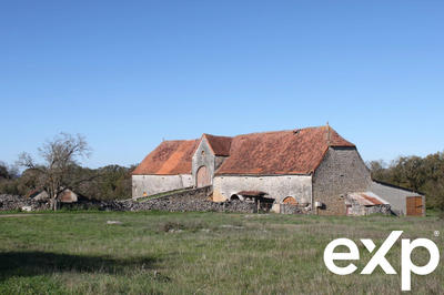 Ferme - 800 m² - 1 pièce