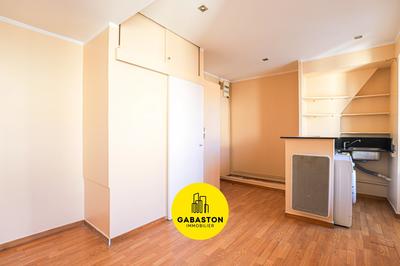 Appartement - 16 m² - 1 pièce