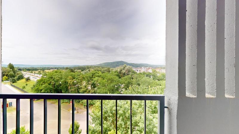 Appartement - 65 m² - 4 pièces