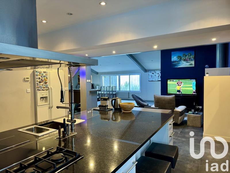 Maison - 176 m² - 5 pièces