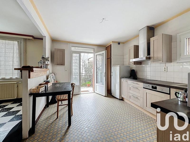 Maison - 186 m² - 10 pièces