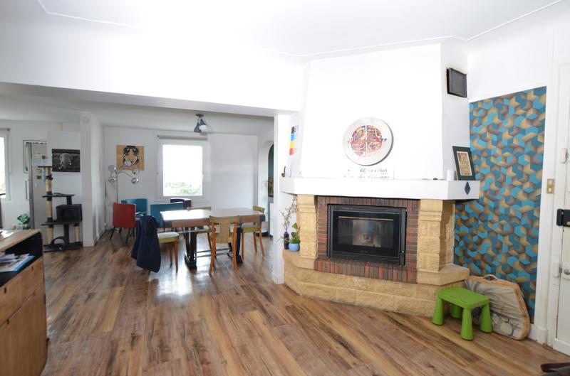 Maison - 202 m² - 8 pièces