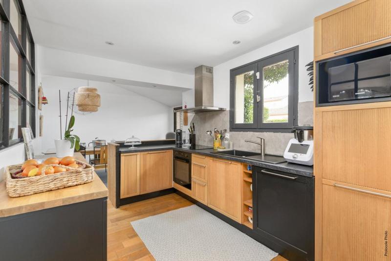 Maison - 151 m² - 6 pièces