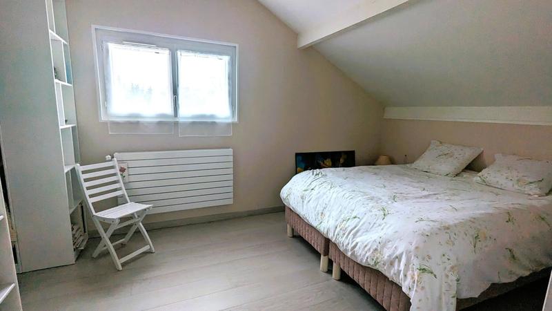 Maison - 205 m² - 7 pièces