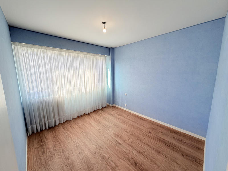 Appartement - 99 m² - 5 pièces