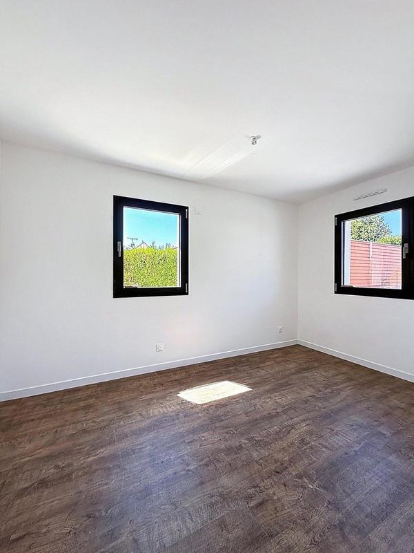 Maison - 114 m² - 8 pièces