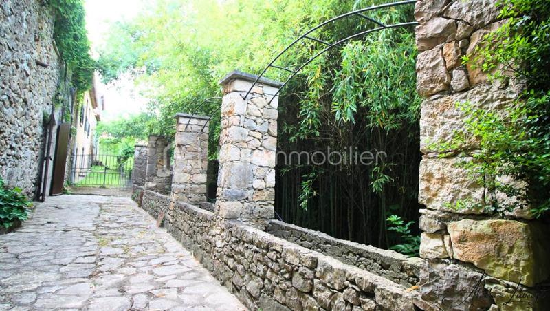 Moulin - 187 m² - 4 pièces