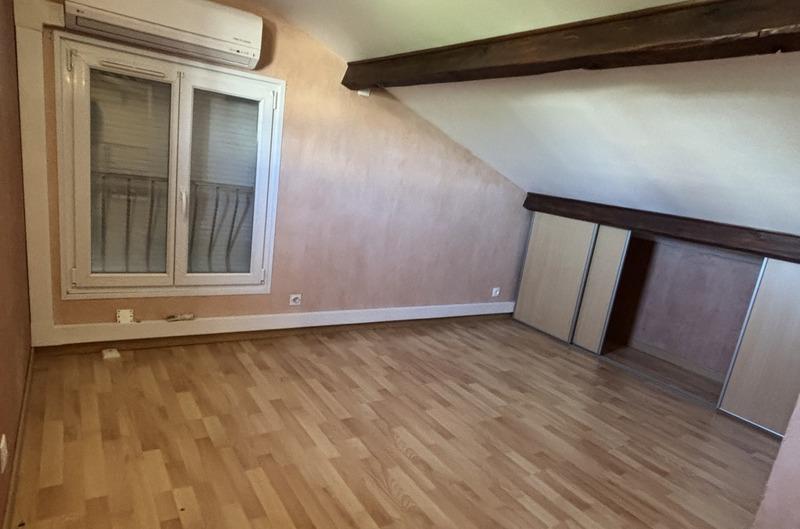 Maison - 71 m² - 7 pièces