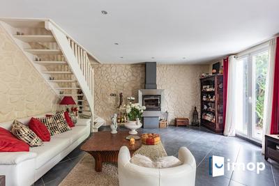 Maison - 135 m² - 5 pièces