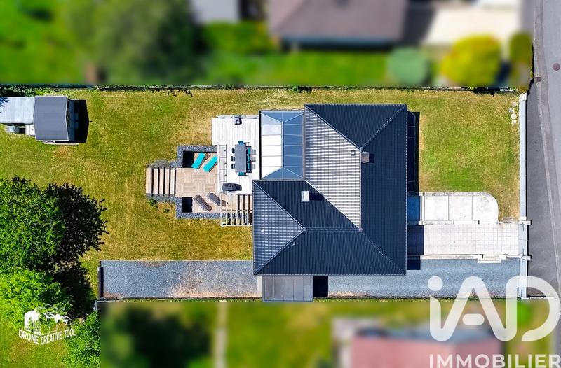 Maison - 163 m² - 8 pièces