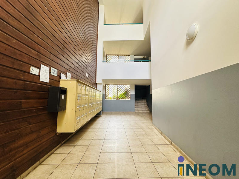 Appartement - 95 m² - 4 pièces